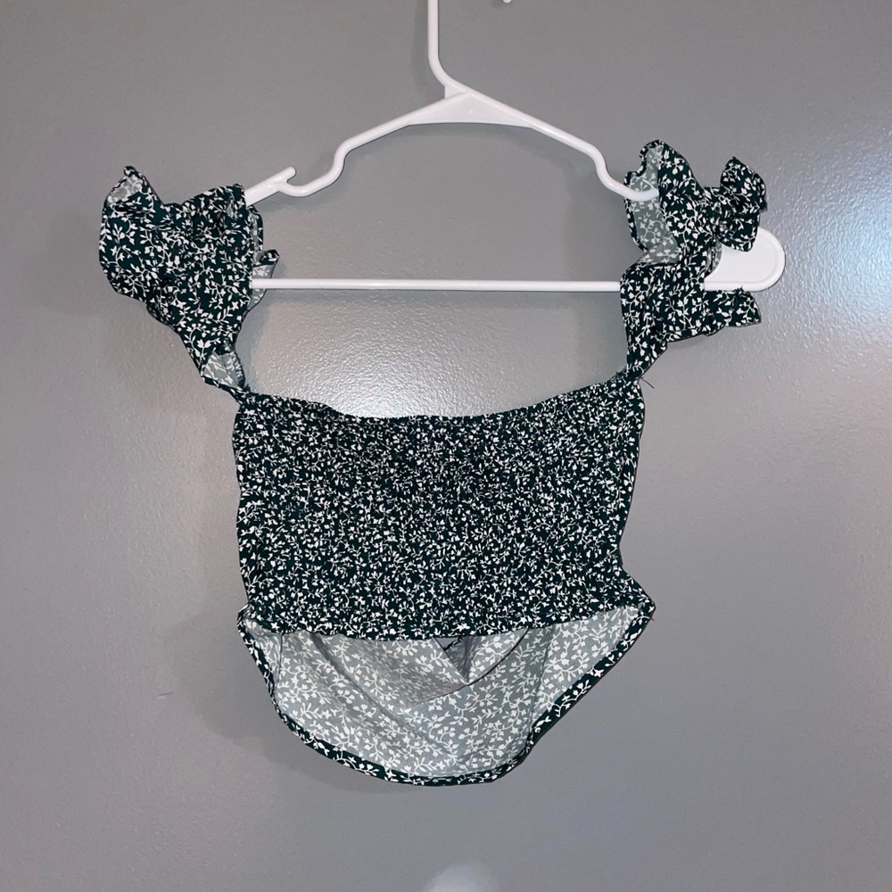 Cropped tank w/ flared skirt